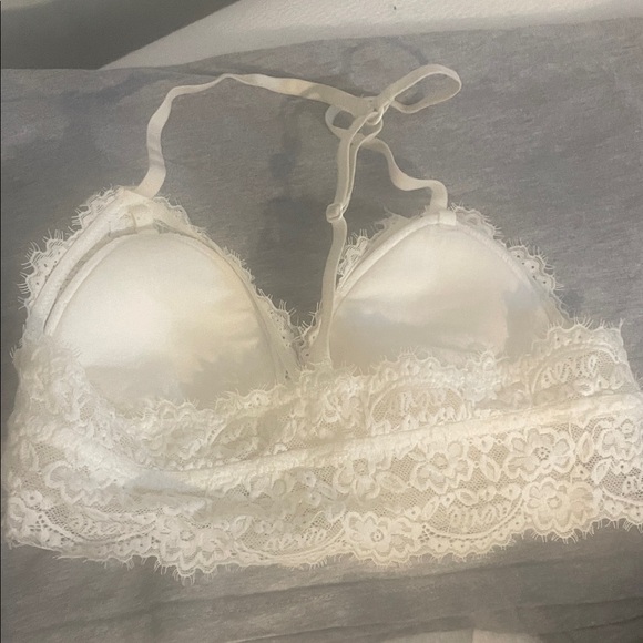 Aerie Lace Bralette in Cream - Picture 2 of 3